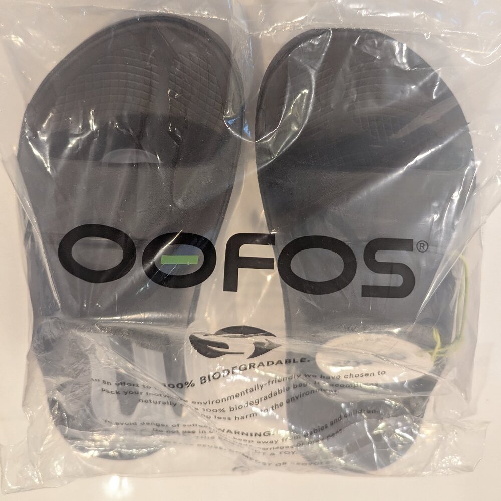 NWT Oofos slide sandals
